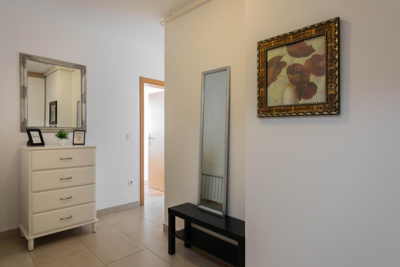 Sunny 1Bdr With Balcony & Parking Apartment Zagreb Exterior photo